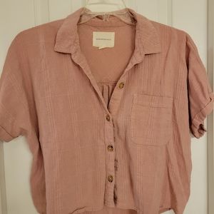 Aeropostale short sleeve cropped button up shirt size XL